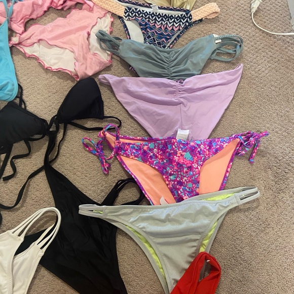 20+ bikini pieces + 2 one pieces all brand new - Picture 3 of 7